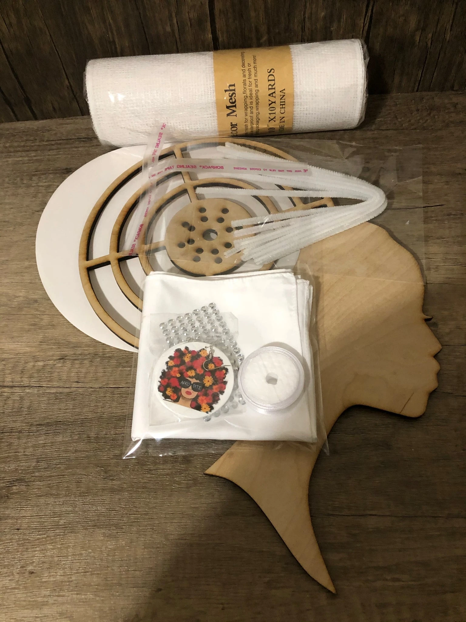 Diva Wreath with Rail Kit/Class  (Mother's Day Box)  Live Class